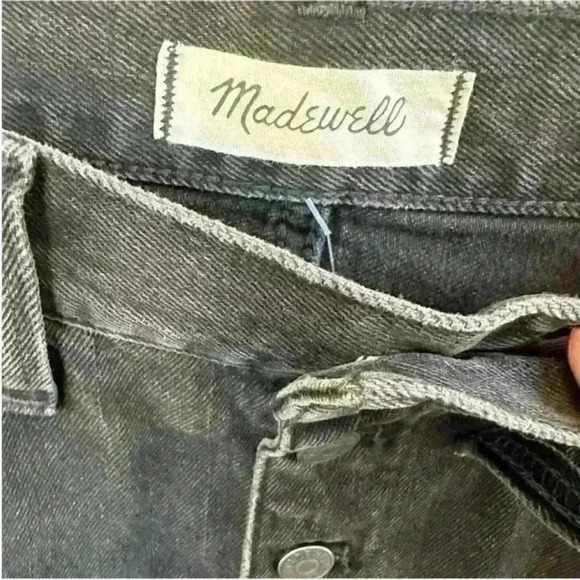 Madewell- "Rigid Denim A-line" Skirt Size
28 NWT! - Picture 7 of 11